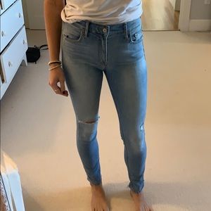 Lucky brand light wash jeans lightly used